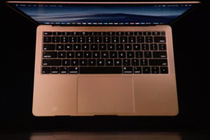 Новый MacBook Air угрожает MacBook и MacBook Pro с функциональными клавишами