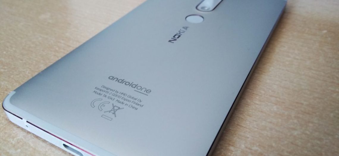Обзор Nokia 6.1: пара недостатков
