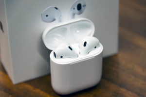 Как подключить беспроводные наушники AirPods к устройству на Android OS?