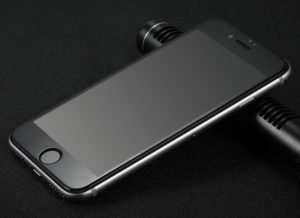 Выбираем защитное стекло на iPhone 8: особенности, цена, стоимость установки