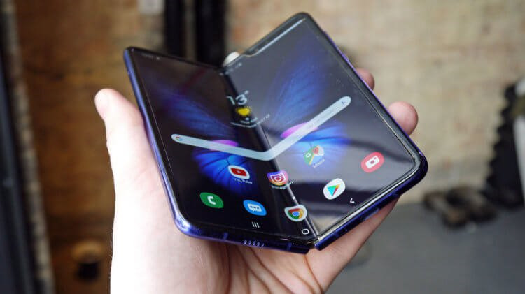 Samsung отложила ранний старт продаж складного Galaxy Fold