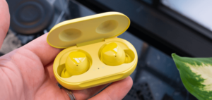 Какие новшества принесет глобальное обновление наушников Galaxy Buds