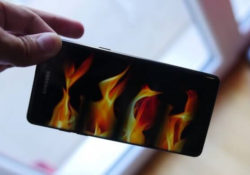 #Фото: Пользователь сообщил о возгорании Galaxy S10 после падения
