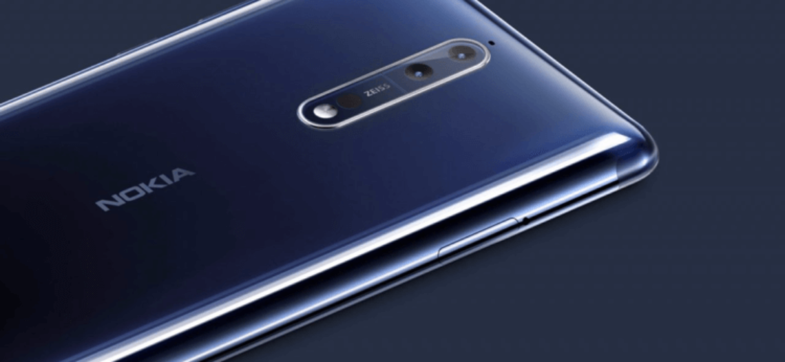 Nokia рекламирует функцию автояркости, но даже не разобралась, как она работает