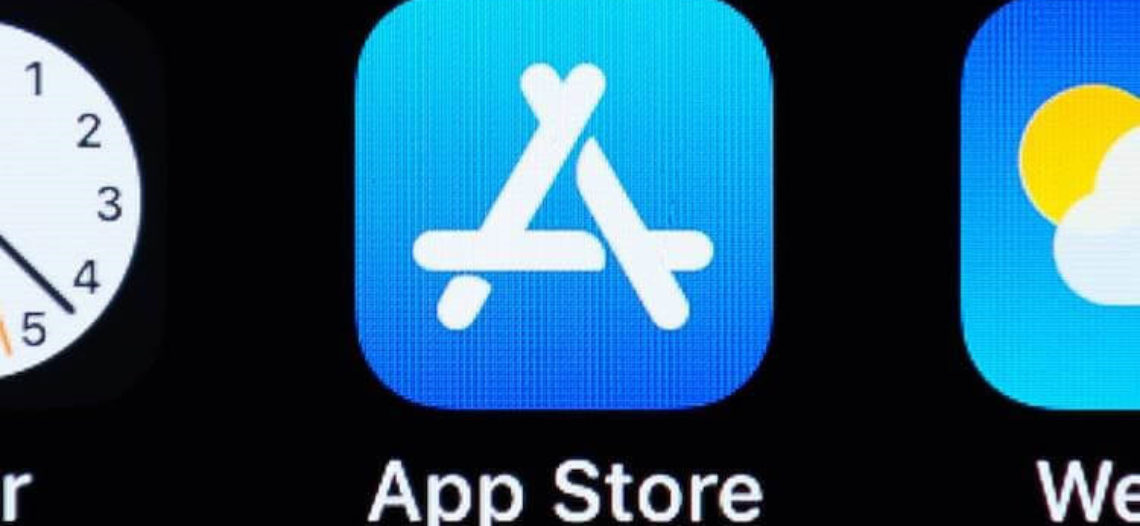 Экс-цензор App Store: Apple боится приложений, которые заменяют ее собственные