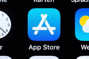 Экс-цензор App Store: Apple боится приложений, которые заменяют ее собственные