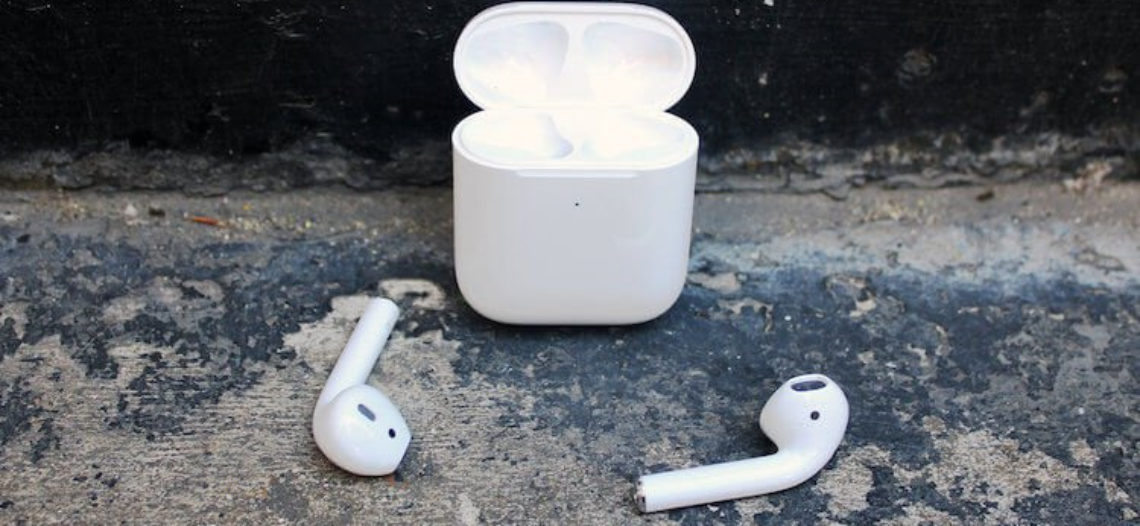 Apple рассказала о невыгодности AirPods