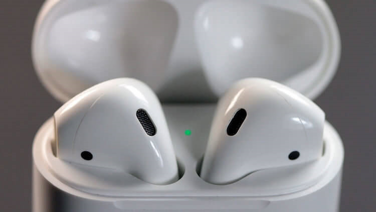 Подросток превратил EarPods в AirPods всего за 4 доллара