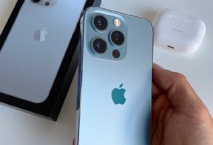 iPhone, iPad и Mac трудно достать и можно не получить в срок. Партнер Apple признал проблему