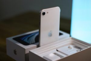 iPhone SE 3 и iPad Air выйдут этой весной. Еще одно доказательство