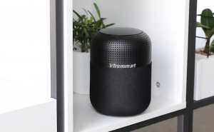 Нашли на AliExpress HomePod по-китайски — мощную колонку Tronsmart T6 Max