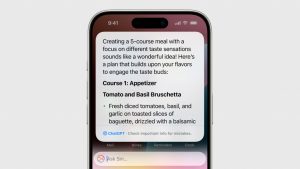 Тим Кук больше не скрывает сроки появления ChatGPT в iOS 18