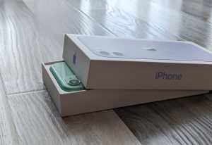 В России взлетят цены на смартфоны и ноутбуки из-за новой политики Дубая