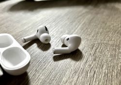 Apple выпустила новую прошивку для AirPods Pro 2