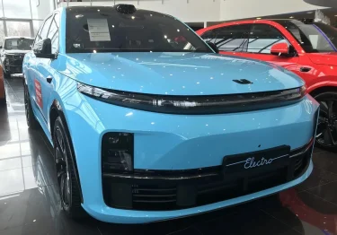 Старт продаж Lixiang