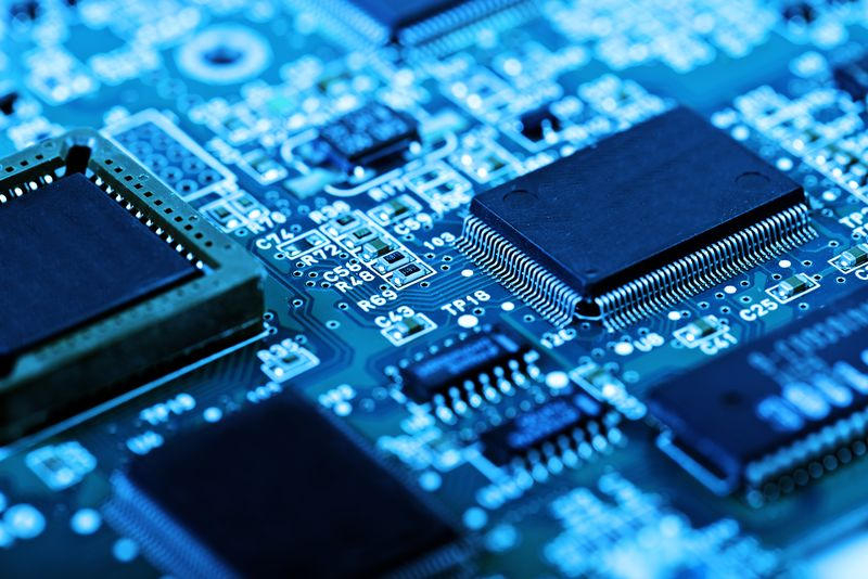 Arm укрепляет позиции на рынке процессоров: что это значит для Intel и AMD?