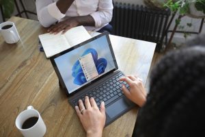 Windows 11 автоматически замедлит процессор в режиме бездействия: что это значит для пользователей?