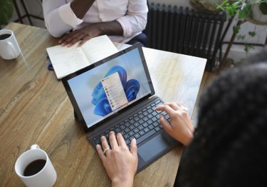 Windows 11 автоматически замедлит процессор в режиме бездействия: что это значит для пользователей?