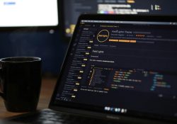 ИИ для написания кода не ускоряет работу программистов, а замедляет, показало исследование