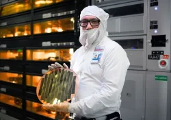 Правительственные инвестиции в Intel: Недостаточно для восстановления без ключевых клиентов