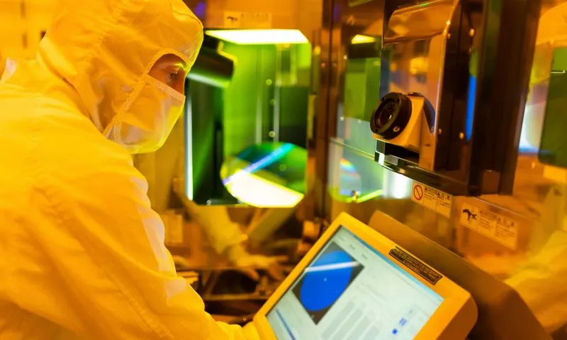 Micron инвестирует $9,6 млрд в новый завод по производству памяти HBM в Японии