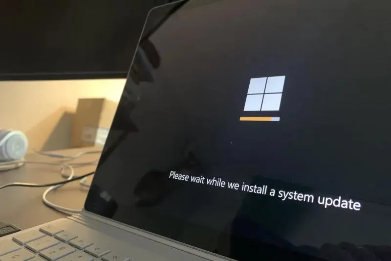 Microsoft устранила проблему с перезагрузкой Windows после обновлений
