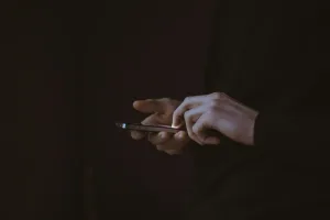 Запрет на сэкстинг в Китае: новые правила и их последствия