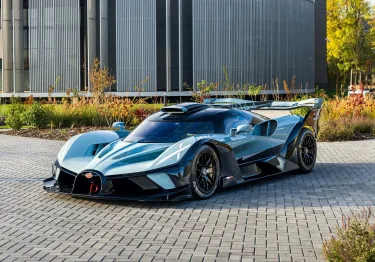 Bugatti завершила производство суперкара Bolide с легендарным мотором W16