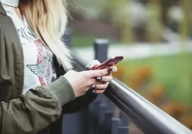 Роскомнадзор аннулировал лицензии у почти 2000 операторов связи