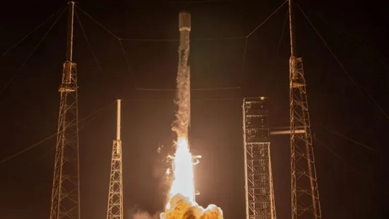 SpaceX Устанавливает Новые Рекорды: 36 Запусков Falcon 9 и 1600 Спутников Starlink за Полгода